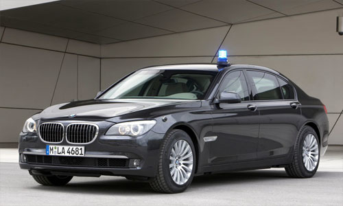 Заводской бронированный автомобиль BMW 760Li F03 High Security VR7/VR9
