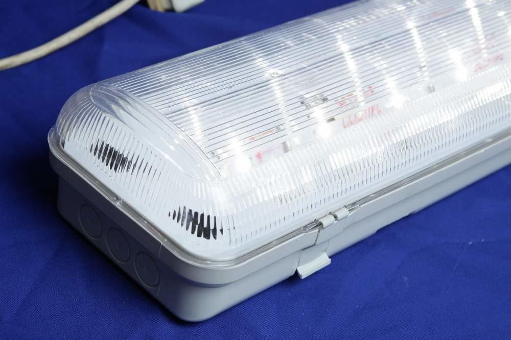 Светодиодный светильник НИТЕОС СП-0.4/48-25 пылевлагозащищенный
