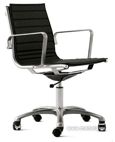 Офисное кресло для руководителя Lihgt B