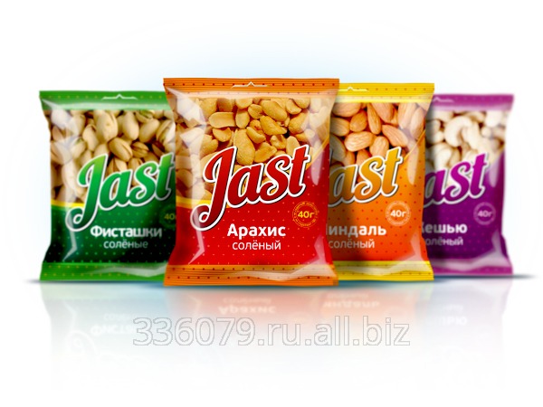 Орешки в ассортименте Jast