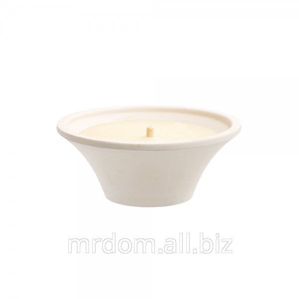 Свеча в белой чаше цвета слоновой кости (928335)