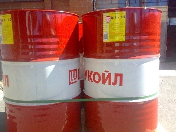 Моторное масло для коммерческого транспорта Lukoil -Дизель М-10-ДМ 18л