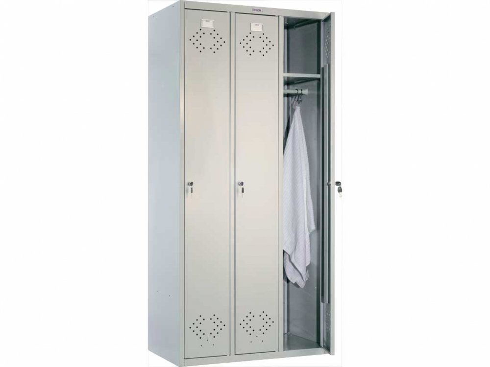 Шкаф металлический для одежды трехстворчатый