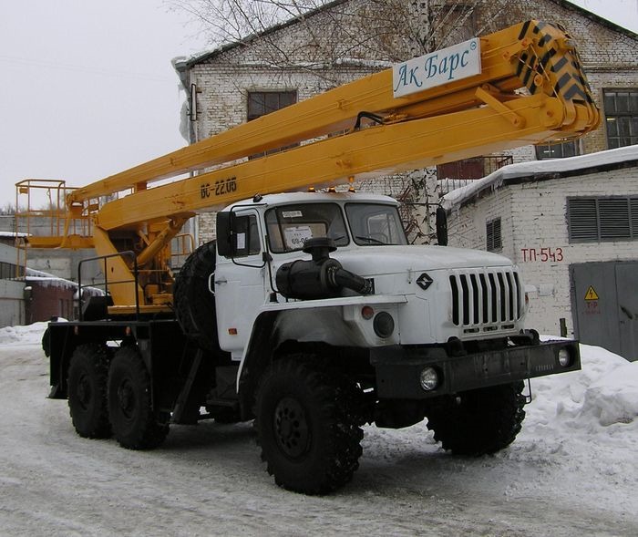 Автогидроподъемник ВС-22.05 (двухколенный) на шасси УРАЛ-4320 (6x6)