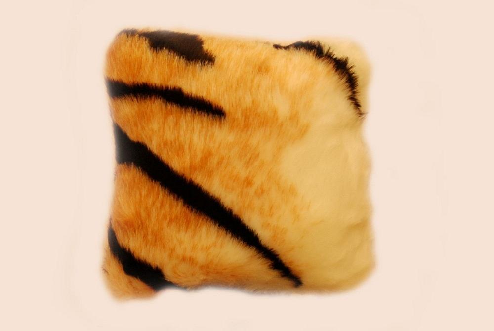 Подушка декоративная Тигр П-1037