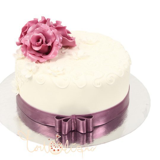 Свадебный торт классический с лентой и цветком №627