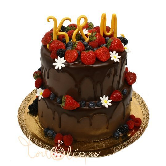 Свадебный торт шоколад с ягодами №565
