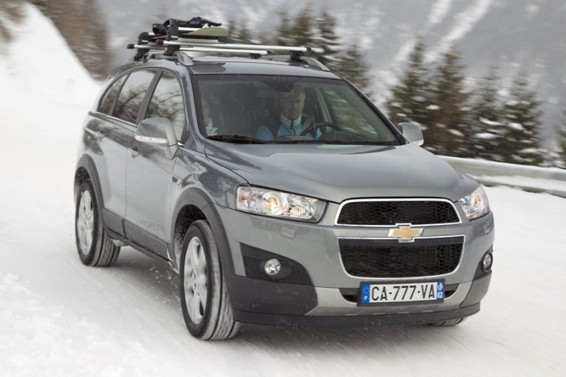 Автомобиль Chevrolet Captiva