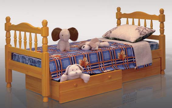 Кровать детская  одноярусная точеная №3