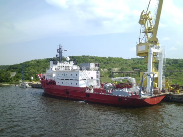 Научно-исследовательское судно Искатель (KM*AUT1 DYNPOS-2 special purpose ship; ИМО 826328)