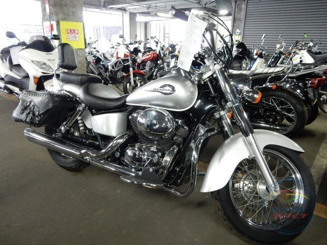 Мотоцикл  чоппер No. B5621 Honda  Shadow 750