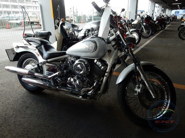 Мотоцикл  чоппер No. B5700 Yamaha DRAGSTAR 400