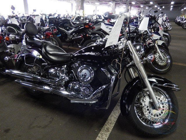 Мотоцикл  чоппер No. B5277 Yamaha DRAGSTAR 1100 CLASSIC