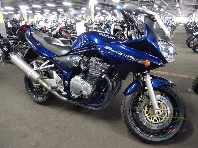 Мотоцикл  дорожный No. B5455 Suzuki BANDIT 1200S