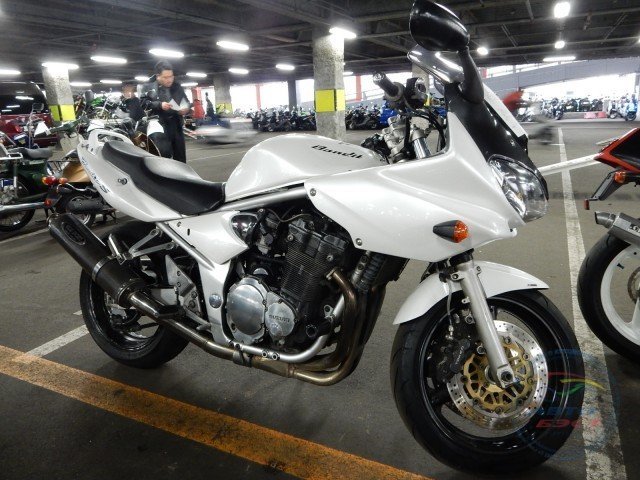 Мотоцикл  дорожный No. B5749 Suzuki BANDIT 1200S