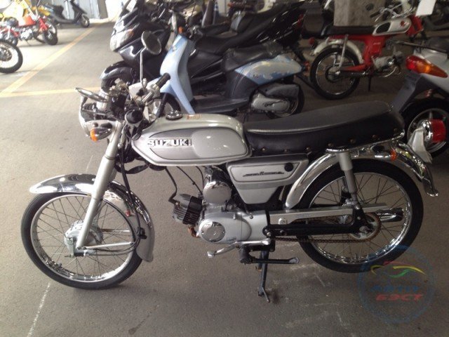 Мотоцикл  дорожный No. B929 Suzuki COLLEDA 50