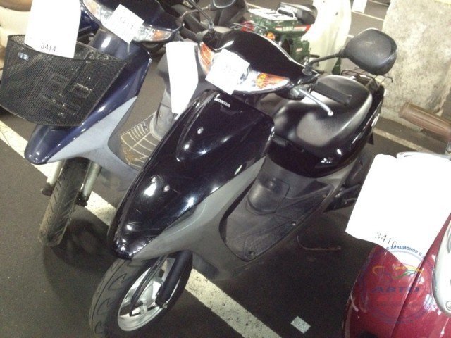 Мотоцикл  скутер No. B1228 Honda  DIO