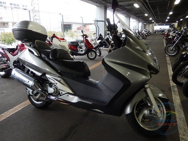 Мотоцикл  скутер No. B4808 Honda  SILVER WING 400