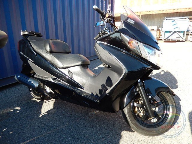 Мотоцикл  скутер No. B3630 Suzuki SKYWAVE 400 TYPE S