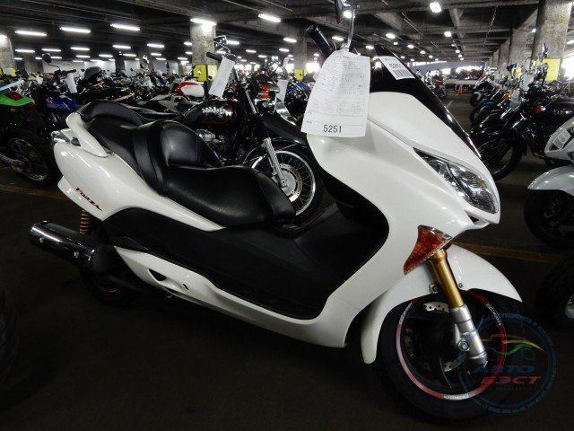 Мотоцикл  скутер No. B5708 Honda  FORZA Z FI