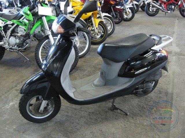 Мотоцикл  скутер No. MB5-060 Honda  LEAD 50