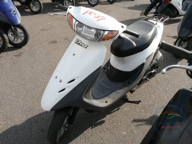 Мотоцикл  скутер No. MB5-039 Honda  DIO