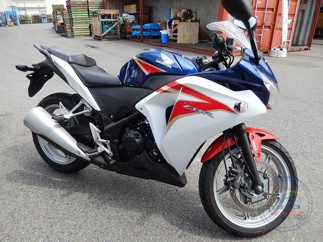 Мотоцикл  спортбайк No. B5014 Honda  CBR250R ABS