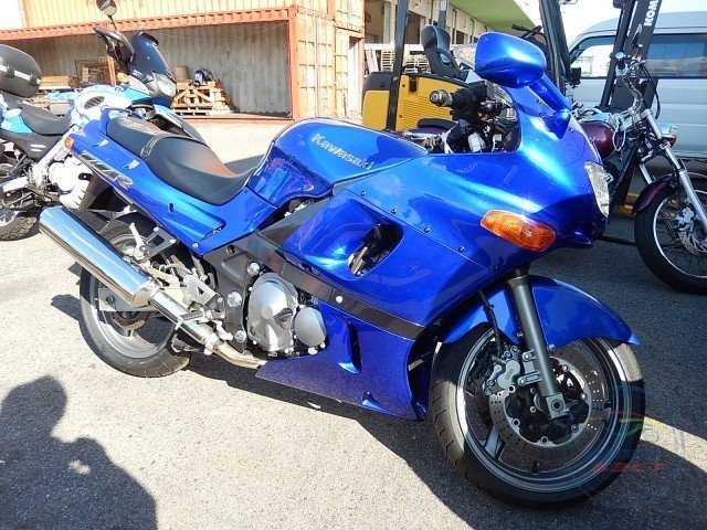 Мотоцикл  спортбайк No. B5568 Kawasaki ZZ-R400