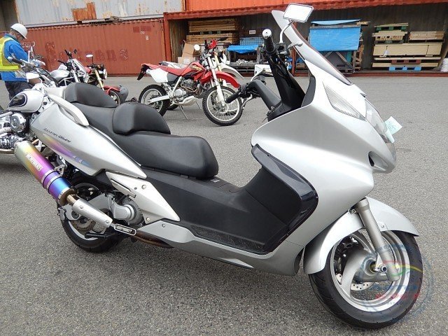 Мотоцикл  скутер No. B4344 Honda  SILVER WING 600