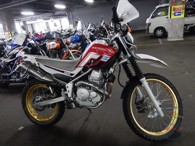 Мотоцикл  внедорожный No. B4860 Yamaha SEROW 250 FI