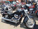 Мотоцикл  чоппер No. B4587 Honda  Shadow 750