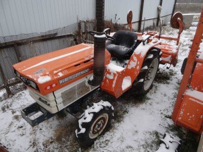 Трактор Kubota ZB 1600