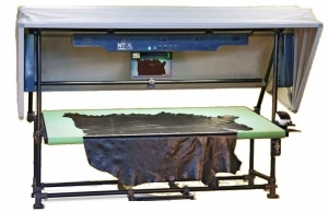 Стол для измерения, деффектовки, маркировки кож и раскладки заготовок для раскроя COMELZ NT/XL- XXL
