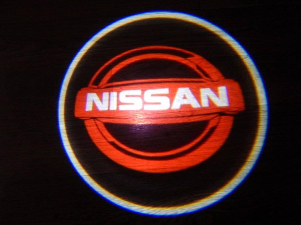 Беспроводная лазерная проекция NISSAN