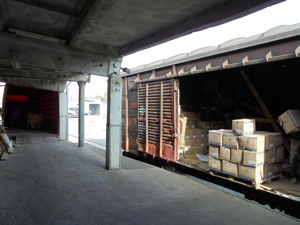 Складское хранение, доставка и таможенное оформление грузов Экспорт/Импорт.