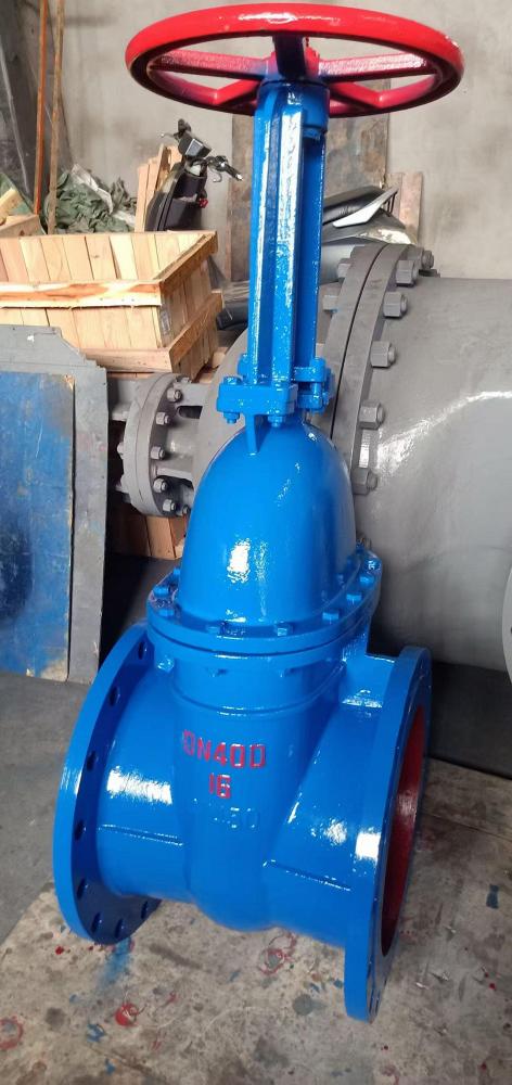 Задвижка чугунная с выдвижным шпинделем 30ч6бр ру16 ду400 Задвижка чугунная с выдвижным шпинделем 30ч6бр ру16 ду400