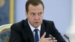 Медведев поручил проработать запрет никотиносодержащих смесей на территории ЕАЭС