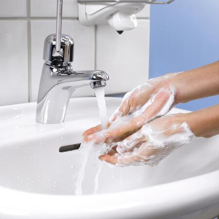 Компания Essity напоминает о важности мытья рук в преддверии Дня гигиены рук 