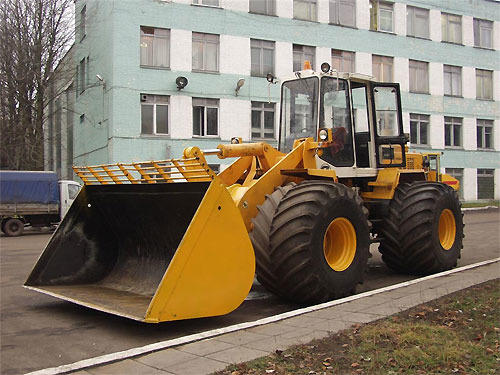 Погрузчики колесные одноковшовые АМКОДОР 342В, АМКОДОР 342А