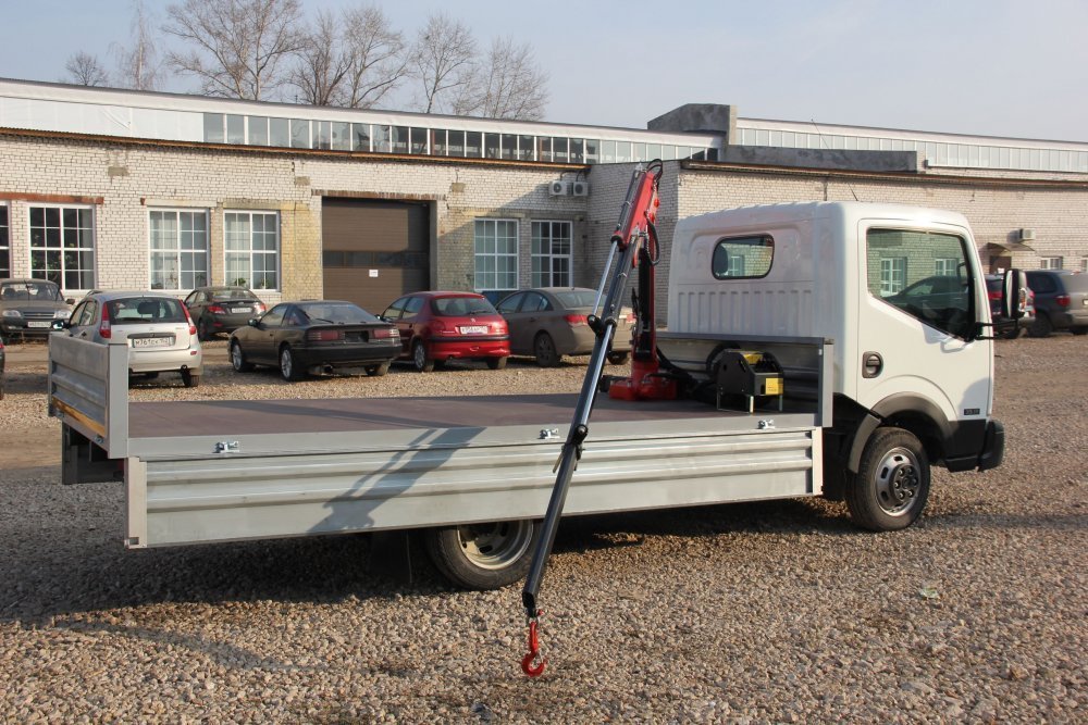 Манипулятор Nissan Cabstar с КМУ Fassi M15