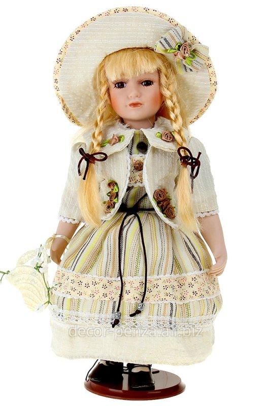 Кукла коллекционная  Ксения  с корзинкой цветов 40 см 864213