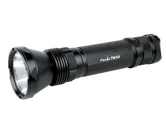 Ручной светодиодный фонарь Fenix TK40