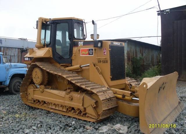 Бульдозер CAT  D6M