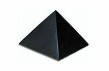 Пирамида полированная 6 см