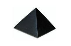 Пирамида полированная 30 см