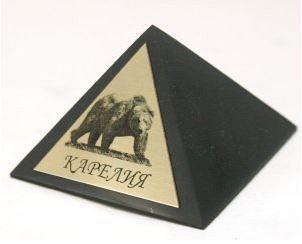 Пирамида c шильдой Медведь 5 см