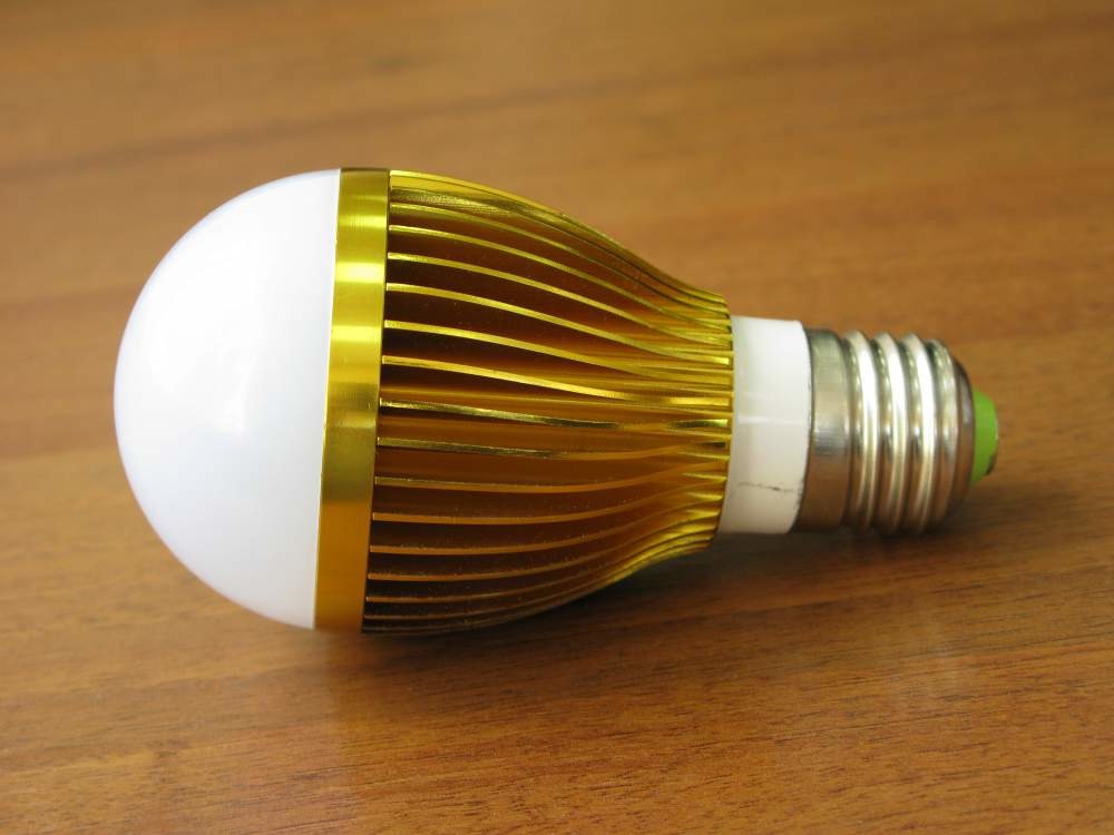 Светодиодная лампа Тегас Л271К5 (цоколь Е 27)