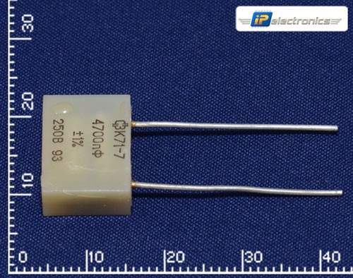 Конденсатор К71-7 4700пФ±1% 250В