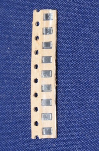 Резистор постоянный непроволочный Р1-12 0,125Вт 820 Ом±5%