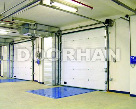 Промышленные секционные ворота DoorHan серии ISD01